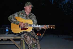 campfire-singing-at-ranch