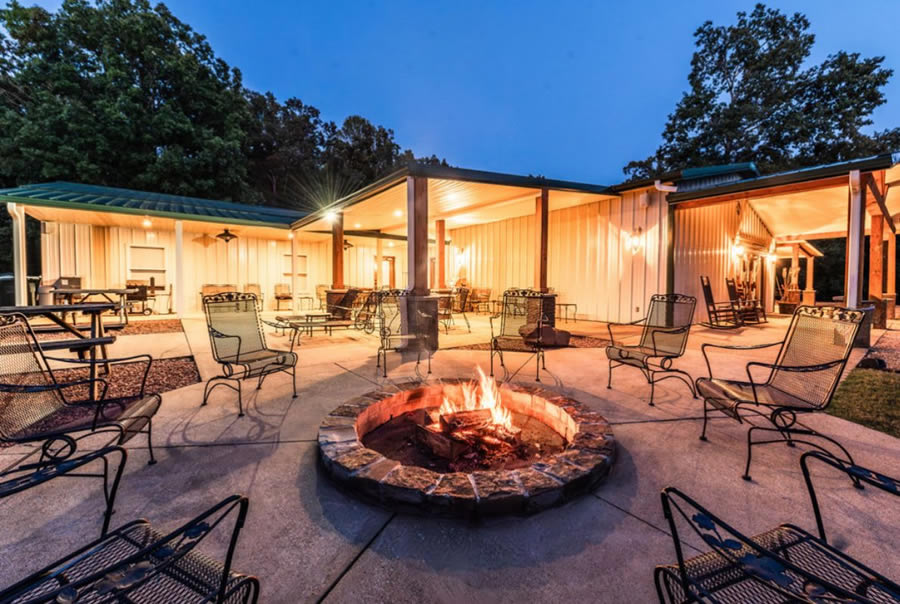 Hunting Lodge Firepit